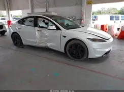 5YJ3E1ET8SF061365 2025 TESLA MODEL 3