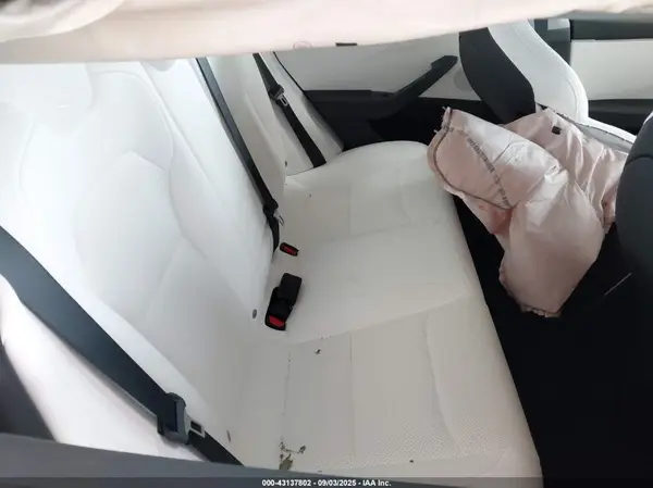 5YJ3E1ET8SF061365 2025 TESLA MODEL 3 - Image 8
