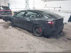 5YJ3E1ET8SF067733 2025 TESLA MODEL 3