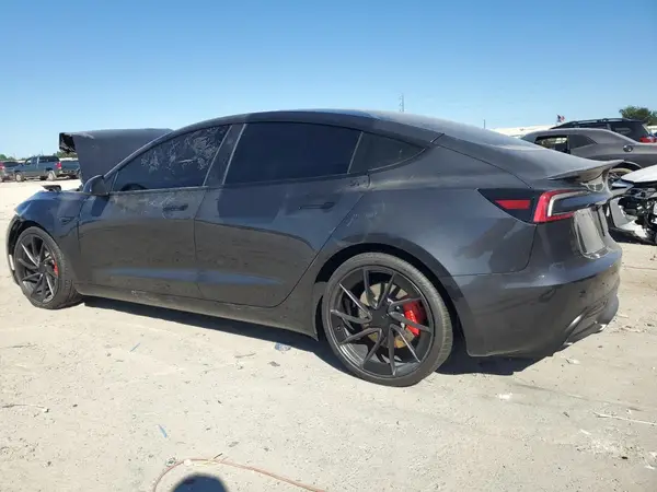 5YJ3E1ET8SF073466 2025 TESLA MODEL 3 - Image 2