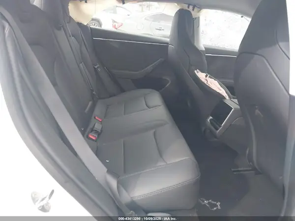 5YJ3E1ET8SF081969 2025 TESLA MODEL 3 - Image 8