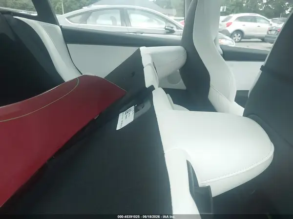 5YJ3E1ET8TF172869 2026 TESLA MODEL 3 - Image 8