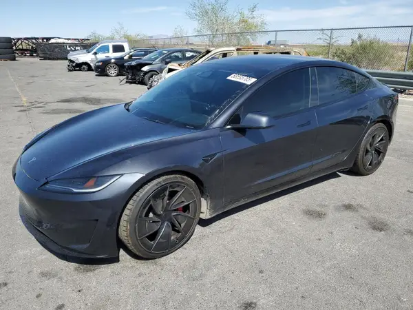 5YJ3E1ET9RF770669 2024 TESLA MODEL 3 - Image 1