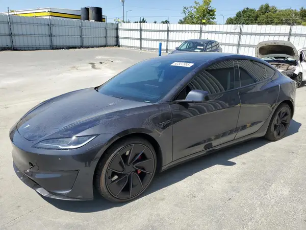 5YJ3E1ET9RF806568 2024 TESLA MODEL 3 - Image 1