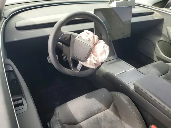 5YJ3E1ET9RF808563 2024 TESLA MODEL 3 - Image 8