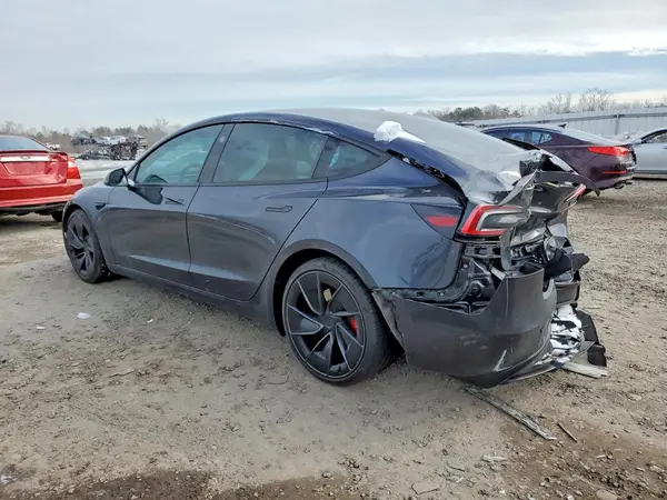 5YJ3E1ET9RF825671 2024 TESLA MODEL 3 - Image 2