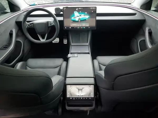 5YJ3E1ET9RF826030 2024 TESLA MODEL 3 - Image 8