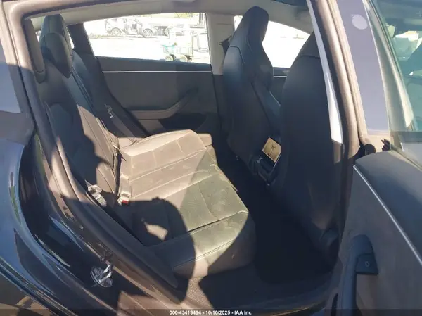 5YJ3E1ET9RF842082 2024 TESLA MODEL 3 - Image 8