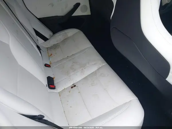 5YJ3E1ET9RF848576 2024 TESLA MODEL 3 - Image 8