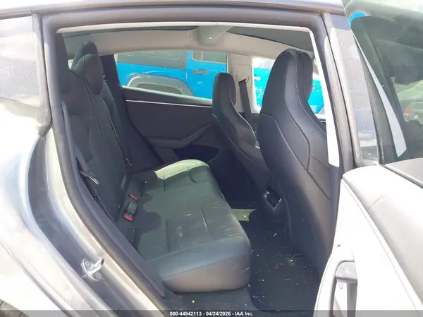 5YJ3E1ET9RF863580 2024 TESLA MODEL 3 - Image 8