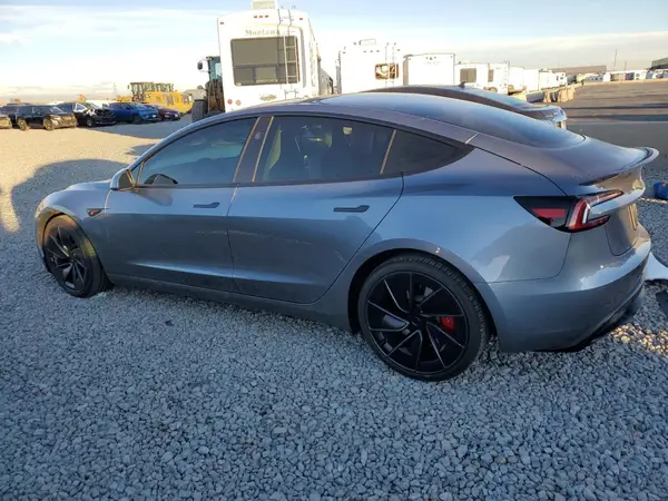 5YJ3E1ET9SF078112 2025 TESLA MODEL 3 - Image 2