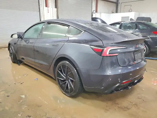 5YJ3E1ET9SF962759 2025 TESLA MODEL 3 - Image 2