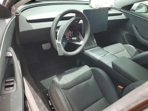 5YJ3E1ETXRF787397 2024 TESLA MODEL 3 - Image 8