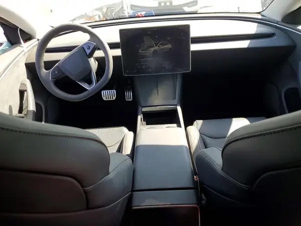 5YJ3E1ETXRF790011 2024 TESLA MODEL 3 - Image 8