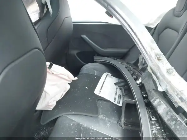 5YJ3E1ETXRF820656 2024 TESLA MODEL 3 - Image 8