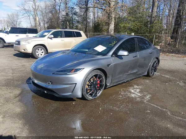 5YJ3E1ETXRF865760 2024 TESLA MODEL 3 - Image 2