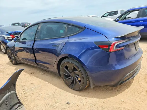 5YJ3E1ETXRF865791 2024 TESLA MODEL 3 - Image 2