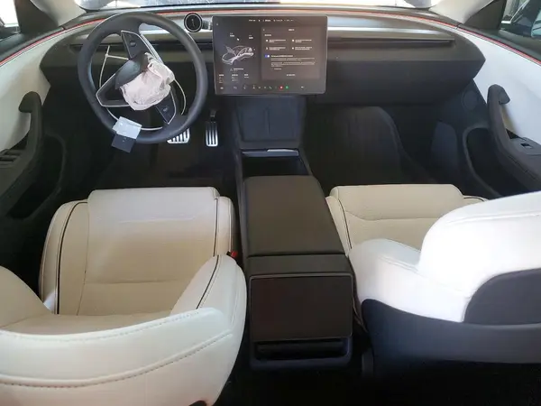 5YJ3E1ETXRF895714 2024 TESLA MODEL 3 - Image 8