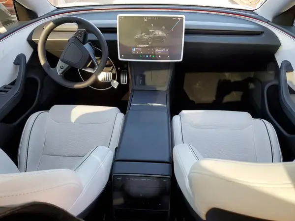 5YJ3E1ETXRF901432 2024 TESLA MODEL 3 - Image 8