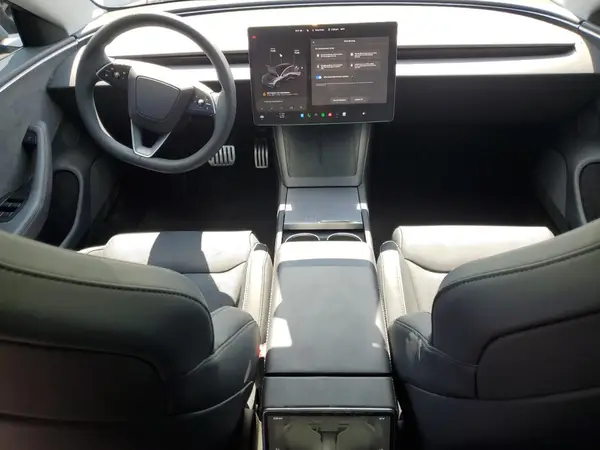 5YJ3E1ETXSF923601 2025 TESLA MODEL 3 - Image 8