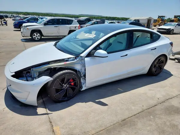 5YJ3E1ETXSF931083 2025 TESLA MODEL 3 - Image 1