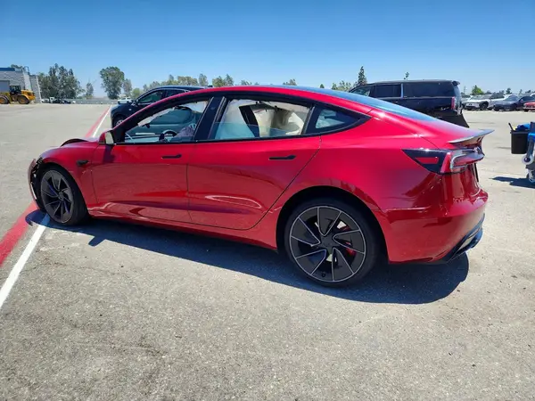 5YJ3E1ETXSF932699 2025 TESLA MODEL 3 - Image 2