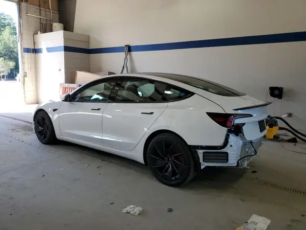 5YJ3E1ETXSF936512 2025 TESLA MODEL 3 - Image 2
