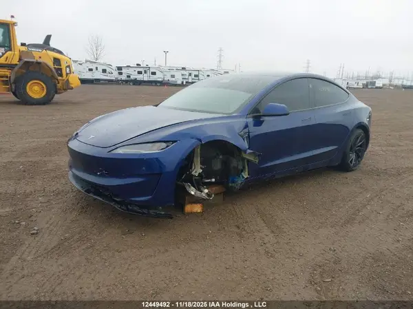 5YJ3E1ETXSF962091 2025 TESLA MODEL 3 - Image 2
