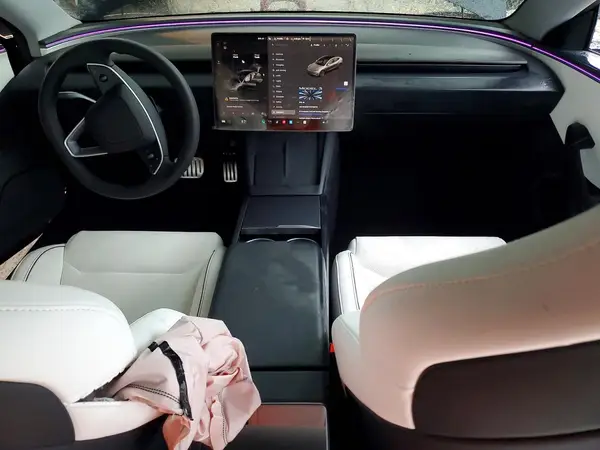 5YJ3E1ETXTF148749 2025 TESLA MODEL 3 - Image 8
