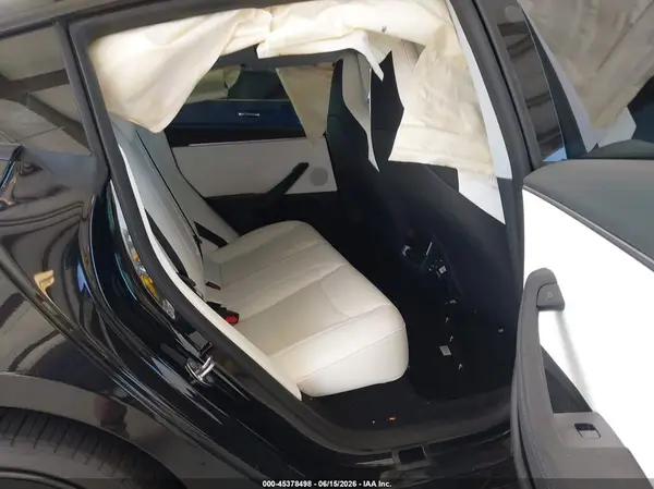 5YJ3E1ETXTF181640 2026 TESLA MODEL 3 - Image 8