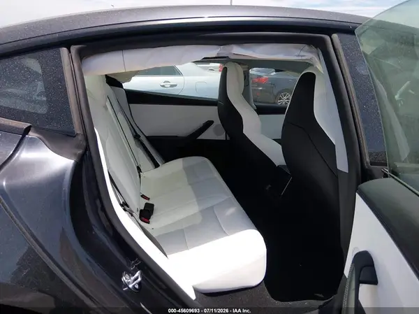 5YJ3E1ETXTF182948 2026 TESLA MODEL 3 - Image 8