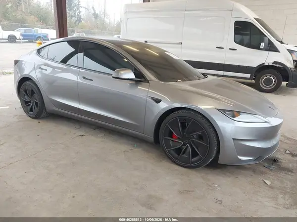5YJ3E1ETXTF215611 2026 TESLA MODEL 3 - Image 1