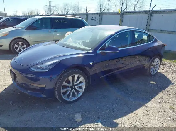 5YJ3E2EA8JF029349 2018 TESLA MODEL 3 - Image 2