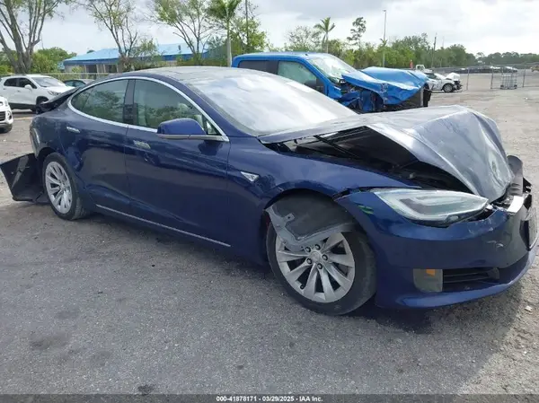 5YJSA1E10GF141725 2016 TESLA MODEL S - Image 1