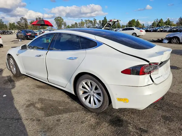 5YJSA1E10GF160954 2016 TESLA MODEL S - Image 2