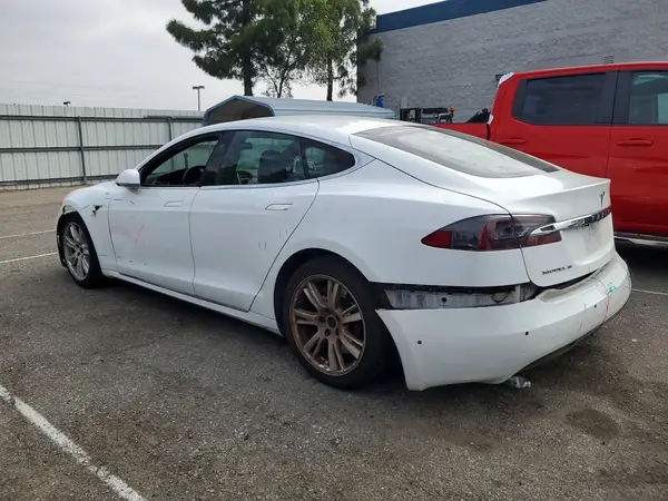 5YJSA1E10GF164065 2016 TESLA MODEL S - Image 2