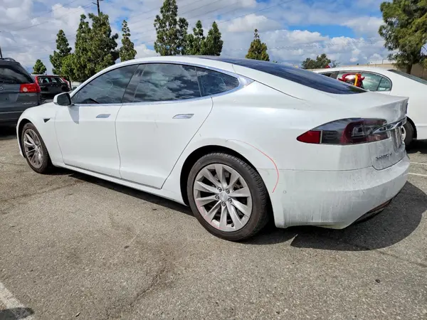 5YJSA1E10GF170707 2016 TESLA MODEL S - Image 2