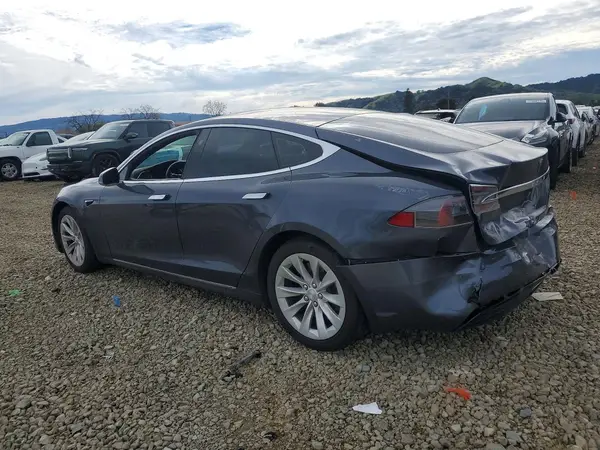5YJSA1E10HF175438 2017 TESLA MODEL S - Image 2