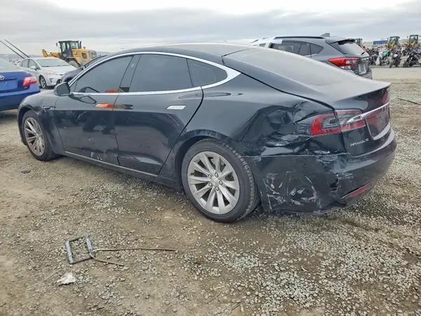 5YJSA1E10HF195785 2017 TESLA MODEL S - Image 2