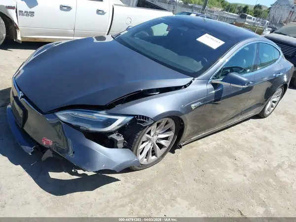 5YJSA1E10HF206557 2017 TESLA MODEL S - Image 2