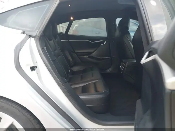 5YJSA1E10HF220331 2017 TESLA MODEL S - Image 8