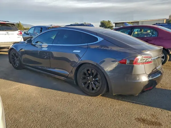 5YJSA1E10HF225979 2017 TESLA MODEL S - Image 2