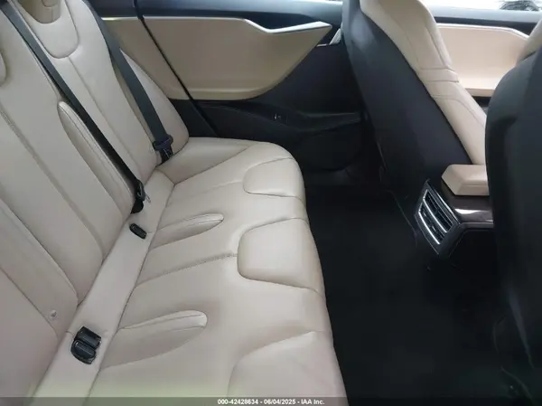 5YJSA1E11GF132984 2016 TESLA MODEL S - Image 8