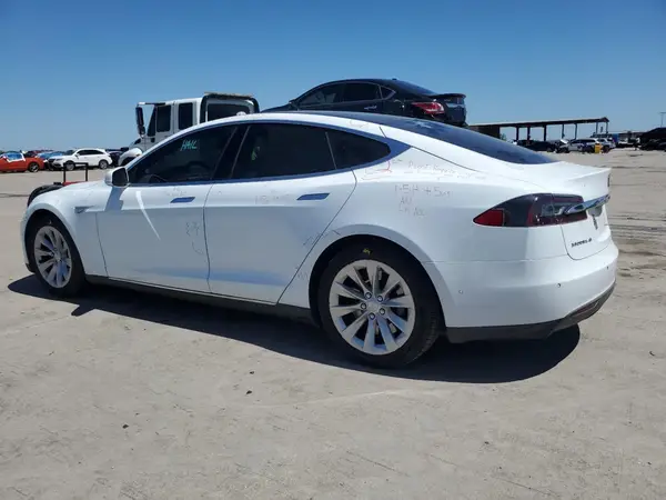 5YJSA1E11GF136081 2016 TESLA MODEL S - Image 2