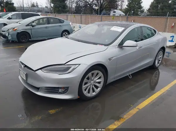 5YJSA1E11GH148456 2016 TESLA MODEL S - Image 2