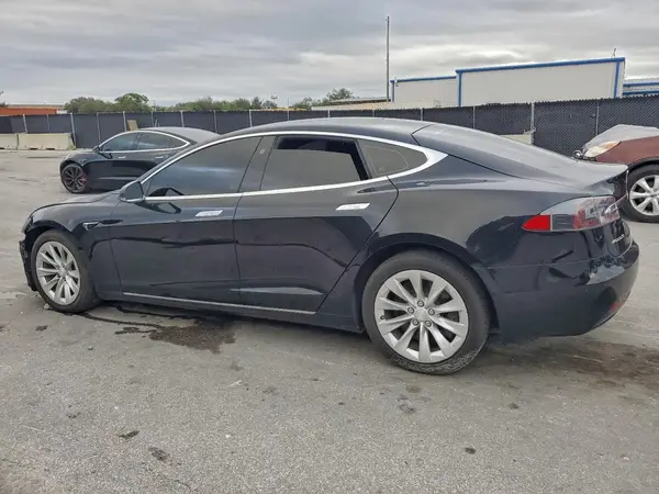 5YJSA1E11HF178817 2017 TESLA MODEL S - Image 2