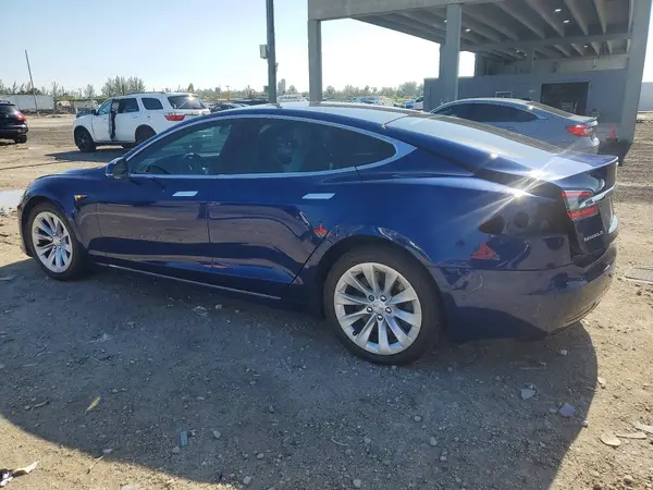 5YJSA1E11HF185587 2017 TESLA MODEL S - Image 2