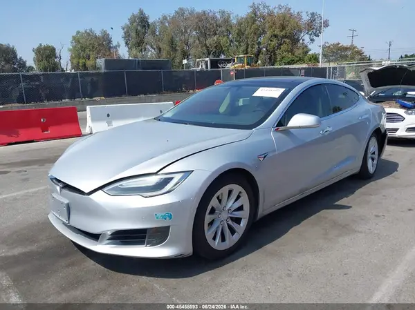 5YJSA1E11HF199571 2017 TESLA MODEL S - Image 2