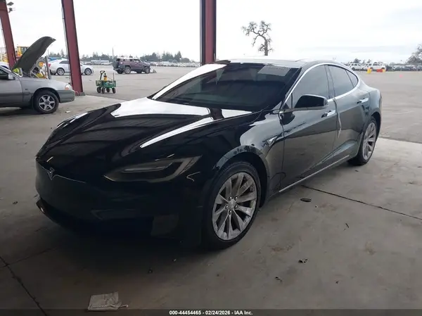 5YJSA1E11HF202954 2017 TESLA MODEL S - Image 2