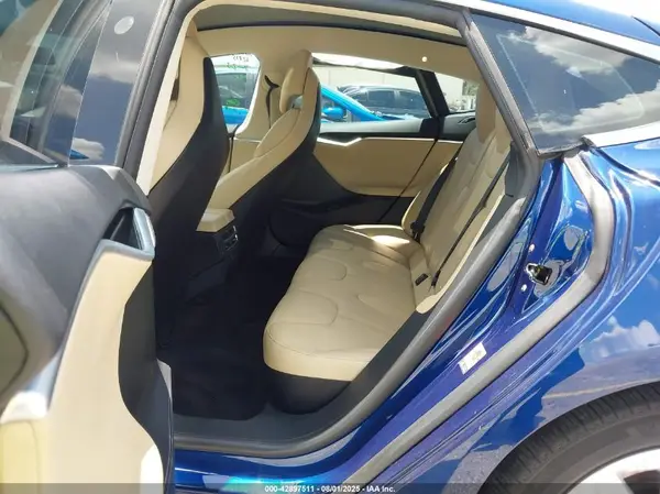 5YJSA1E11HF209385 2017 TESLA MODEL S - Image 8